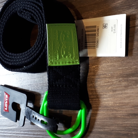 BNWT Levi's Belt Size 36 - Picture 1 of 3